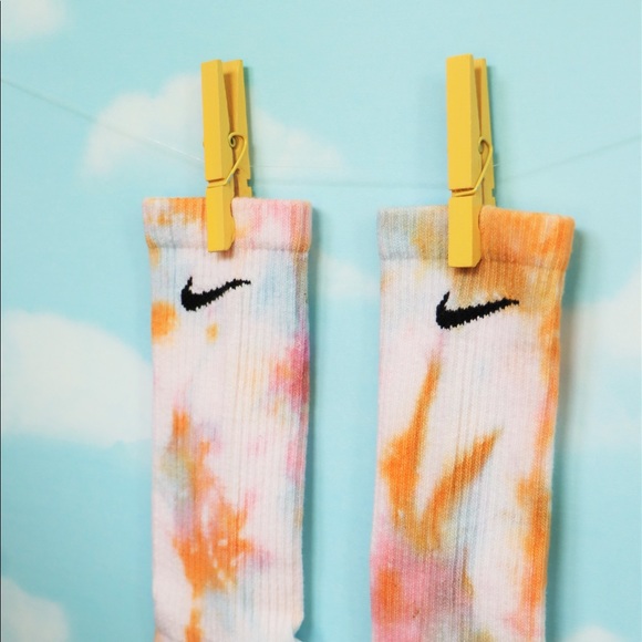 Nike | Hand Dyed Custom Nike Socks | Small/Medium | Kaleidoscope Tie Dye - Picture 8 of 13